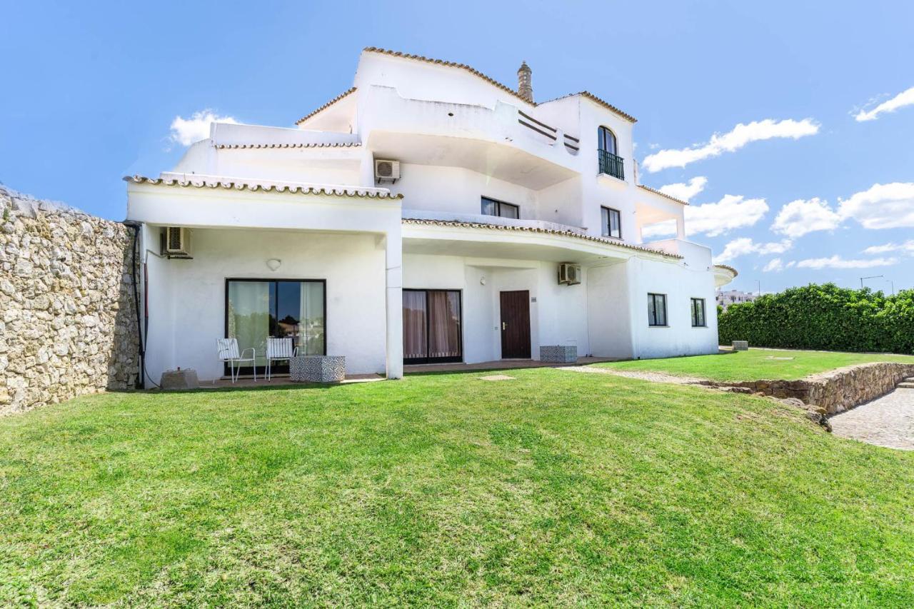 Pateo Apartments (Adults Only) Albufeira Bagian luar foto
